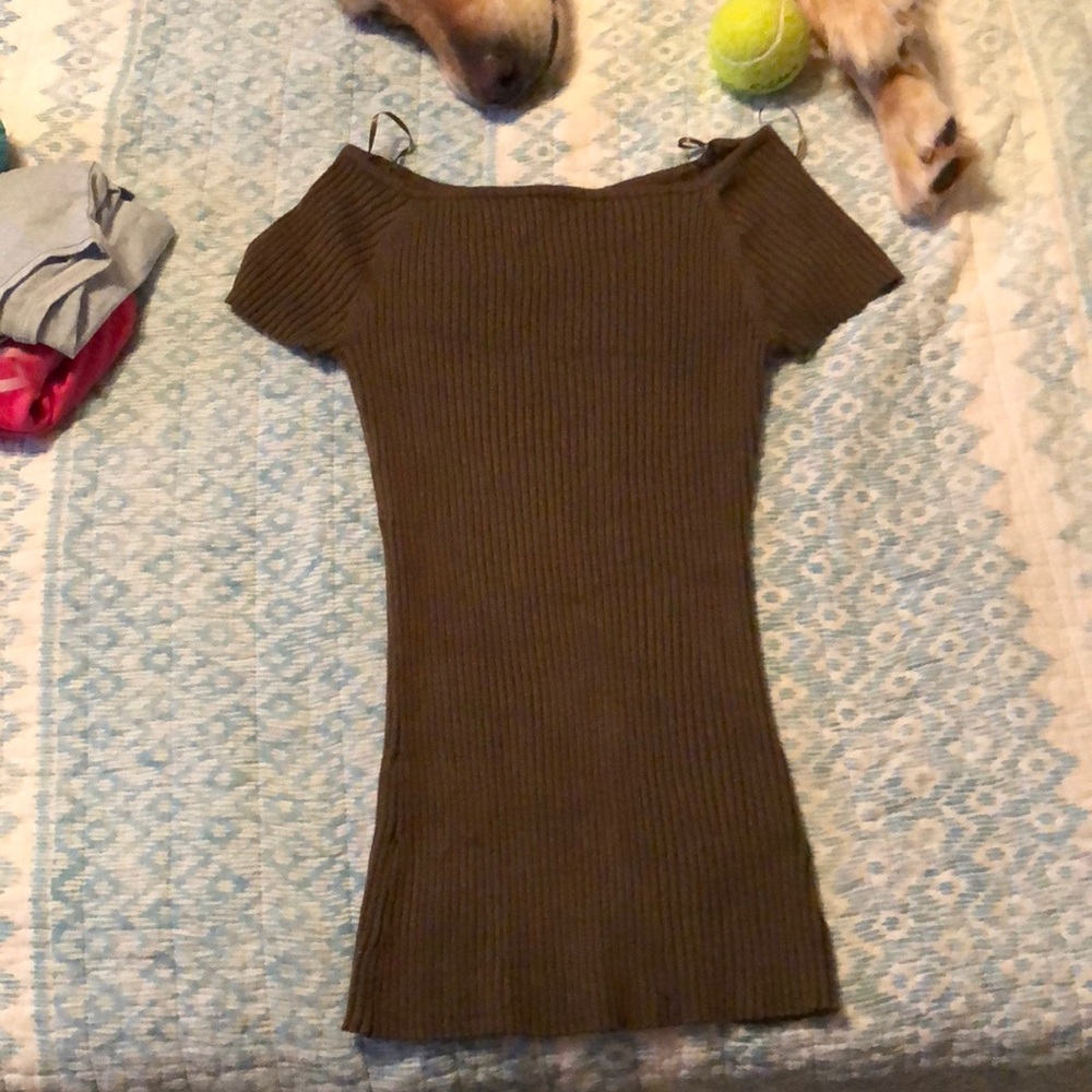 Off the shoulder dark stretchy nice top